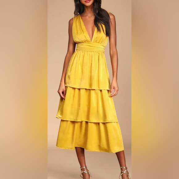 Lulus Marigold/Canary tiered dress - Picture 13 of 13